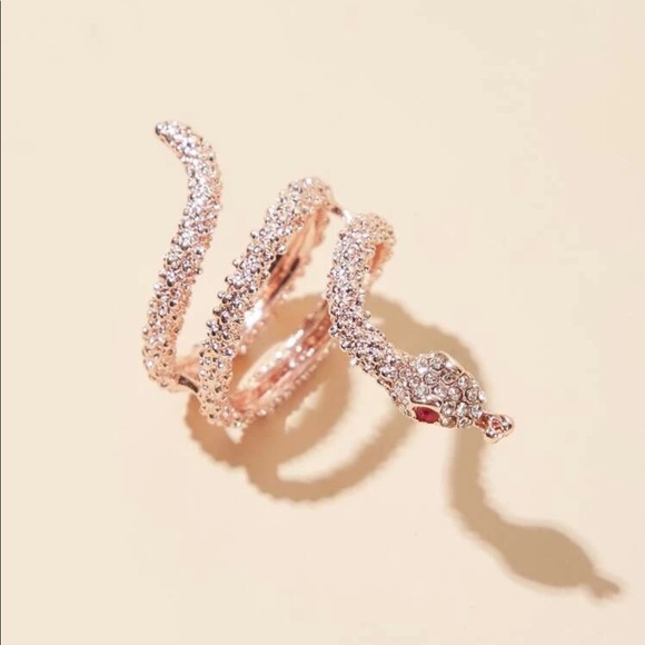 Rhinestone Head Snake Ring - Picture 3 of 4